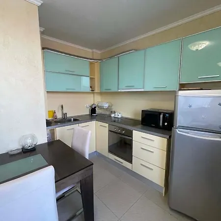 Apartment Gallery A *