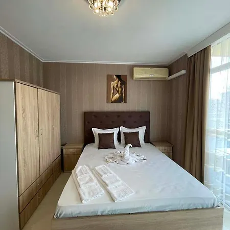 아파트 Gallery A