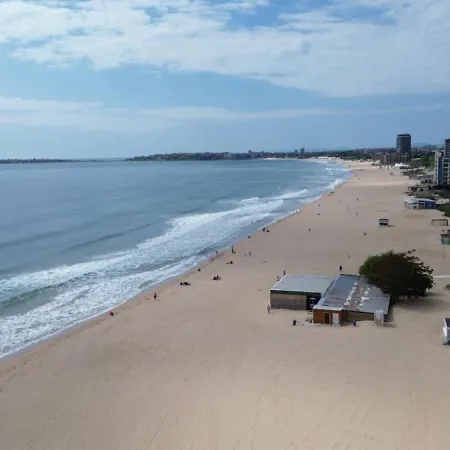 דירה Gallery A *